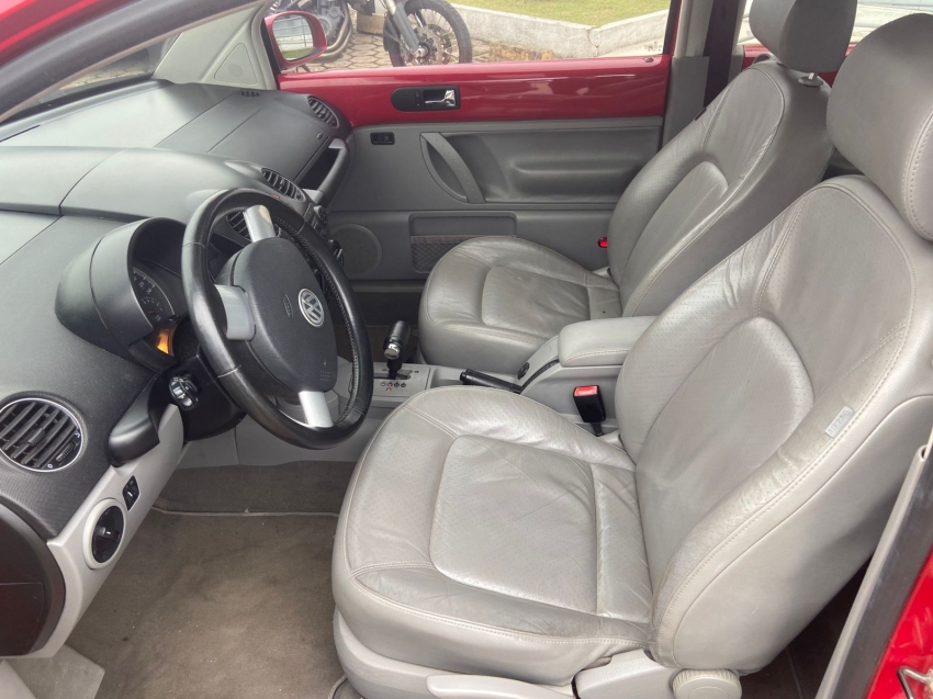 volkswagen new beetle 2.0 mi 8v gasolina 2p automatico 2010