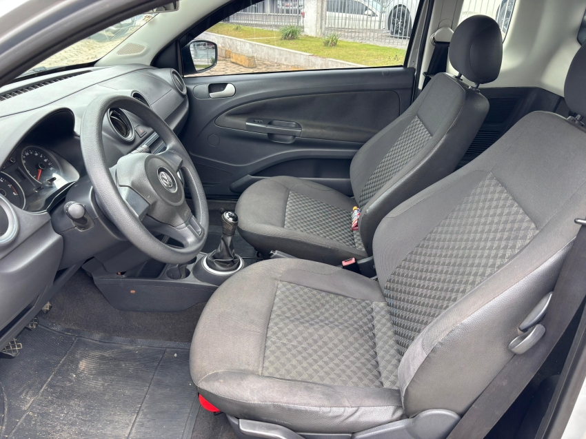 volkswagen saveiro 1.6 mi trendline ce 8v flex 2p manual 2015
