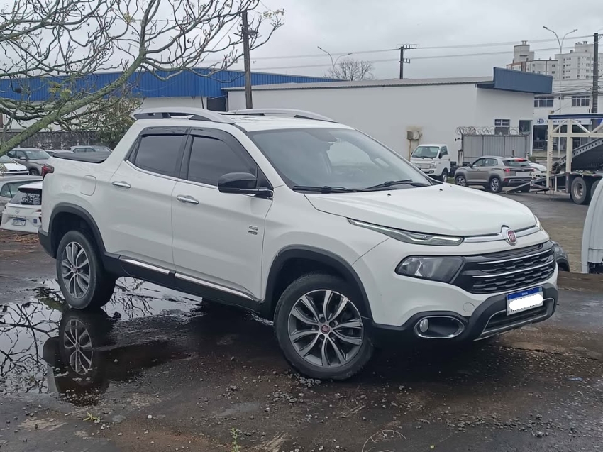 fiat toro 2.0 16v turbo diesel volcano 4wd at9 4p automatico 2020