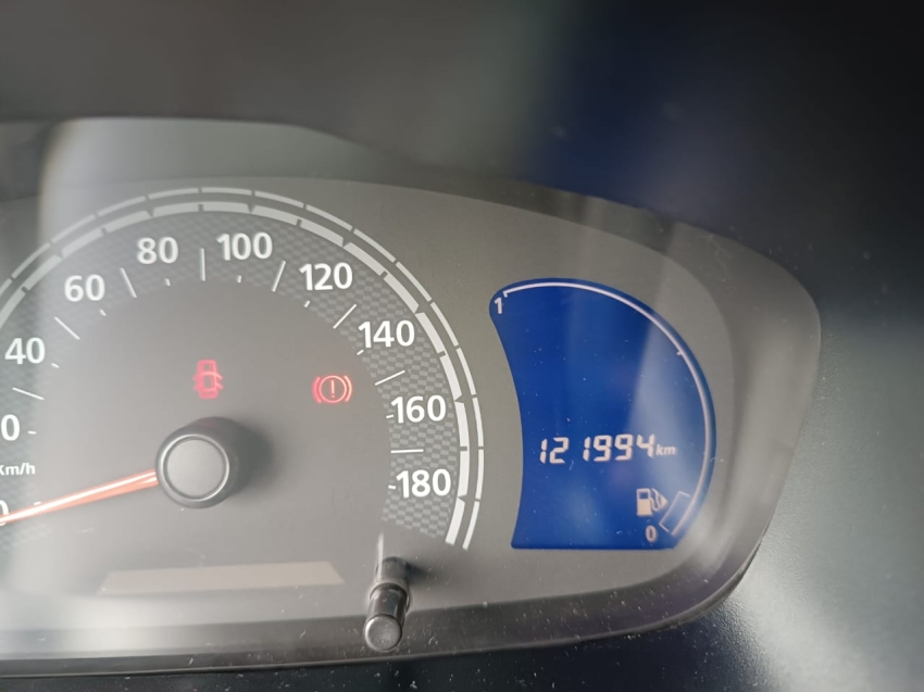 renault kwid 1.0 12v sce flex intense manual 4p 2019