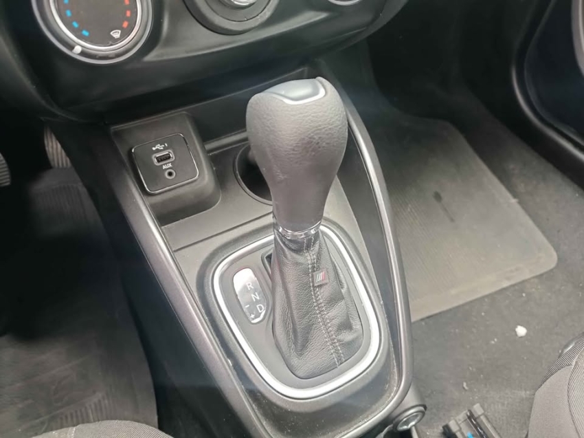 fiat cronos 1.3 firefly flex drive cvt 4p automatico 2025