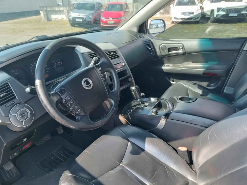ssangyong kyron 2.7 4x4 20v turbo intercooler diesel 4p automatico 2010