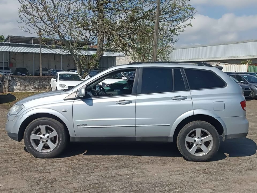 ssangyong kyron 2.7 4x4 20v turbo intercooler diesel 4p automatico 2010