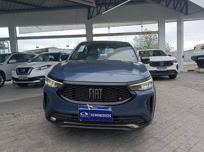 fiat fastback 1.0 turbo 200 hybrid impetus cvt hibrido 4p automatico 2025