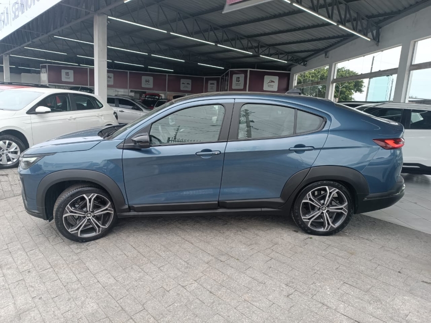 fiat fastback 1.0 turbo 200 hybrid impetus cvt hibrido 4p automatico 2025