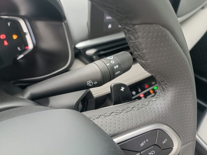 fiat fastback 1.0 turbo 200 hybrid impetus cvt hibrido 4p automatico 2025