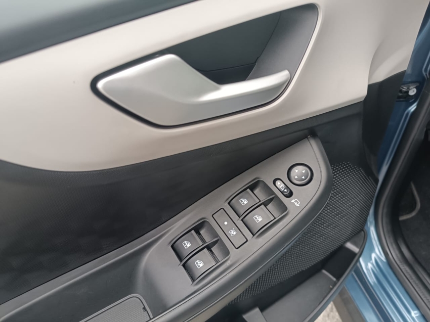 fiat fastback 1.0 turbo 200 hybrid impetus cvt hibrido 4p automatico 2025