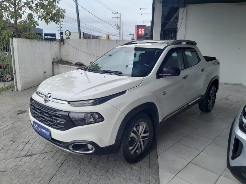 fiat toro 2.0 16v turbo diesel volcano 4wd at9 4p automatico 2017
