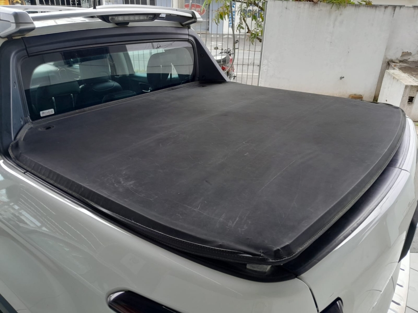 fiat toro 2.0 16v turbo diesel volcano 4wd at9 4p automatico 2017