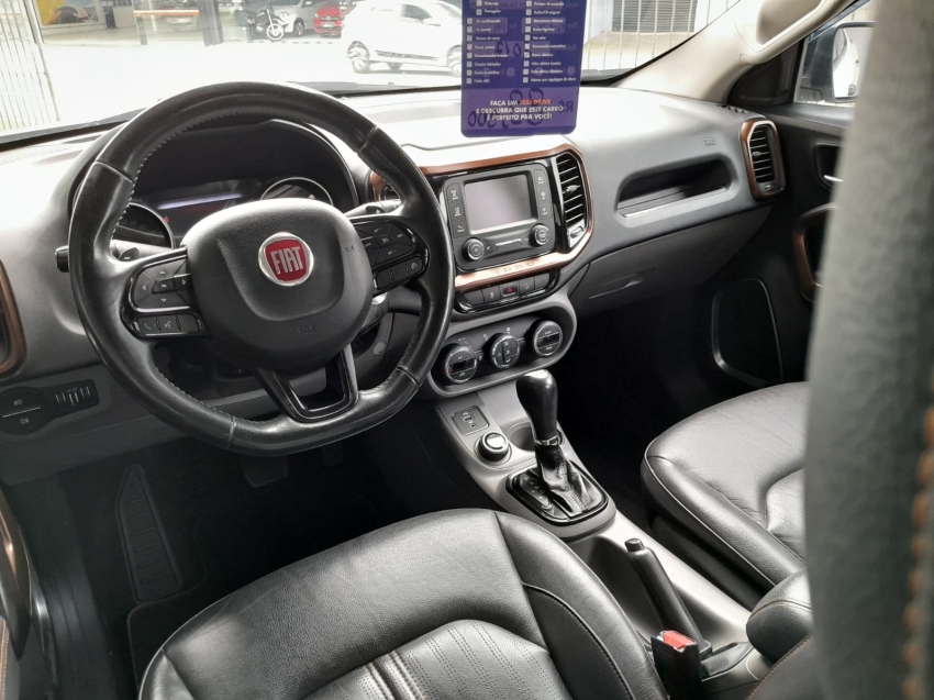 fiat toro 2.0 16v turbo diesel volcano 4wd at9 4p automatico 2017