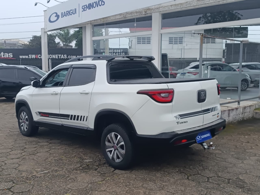 fiat toro 1.8 16v evo flex freedom open edition at6 4p automatico 20173