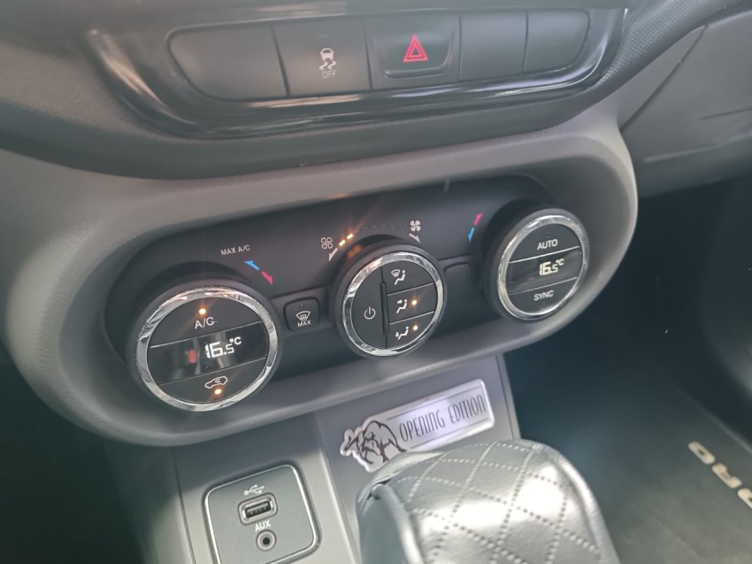 fiat toro 1.8 16v evo flex freedom open edition at6 4p automatico 201712