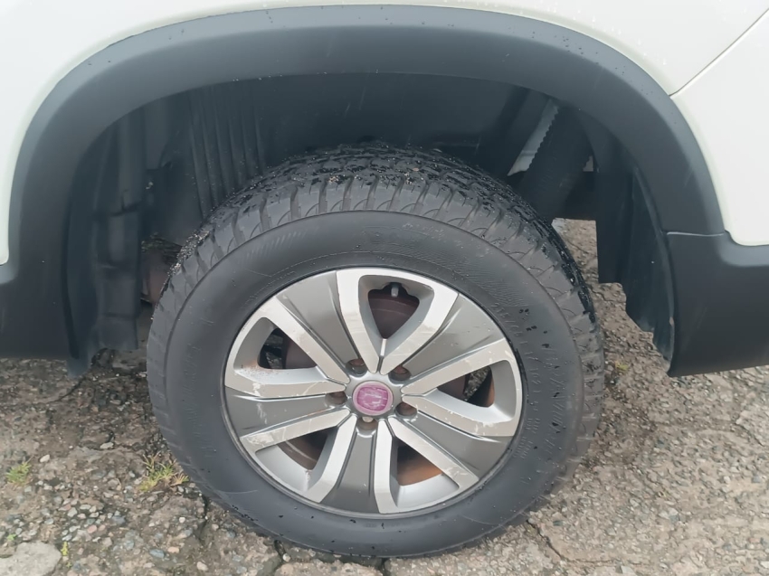 fiat toro 1.8 16v evo flex freedom open edition at6 4p automatico 20177