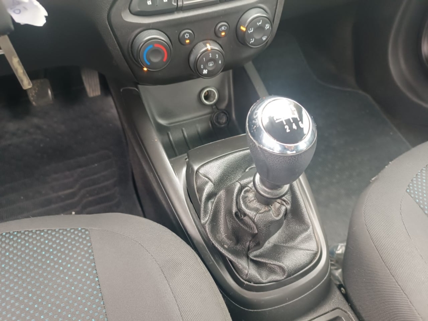 chevrolet onix 1.0 mpfi joy 8v flex 4p manual 201811