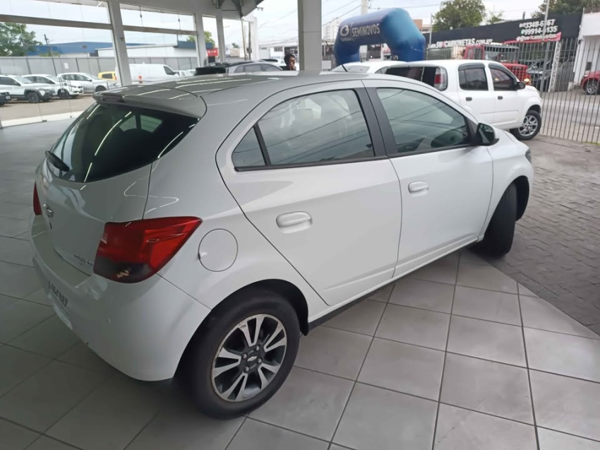 chevrolet onix 1.4 mpfi ltz 8v flex 4p manual 20145