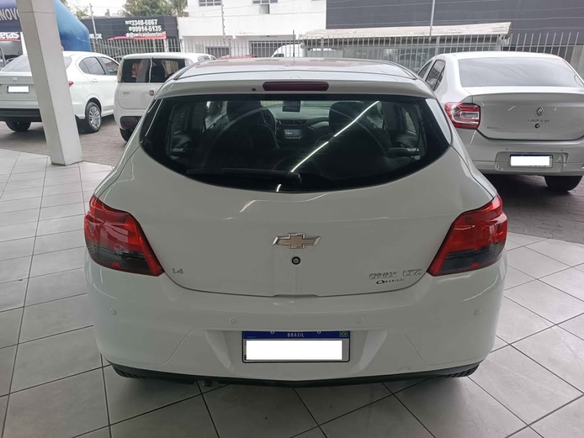 chevrolet onix 1.4 mpfi ltz 8v flex 4p manual 20144