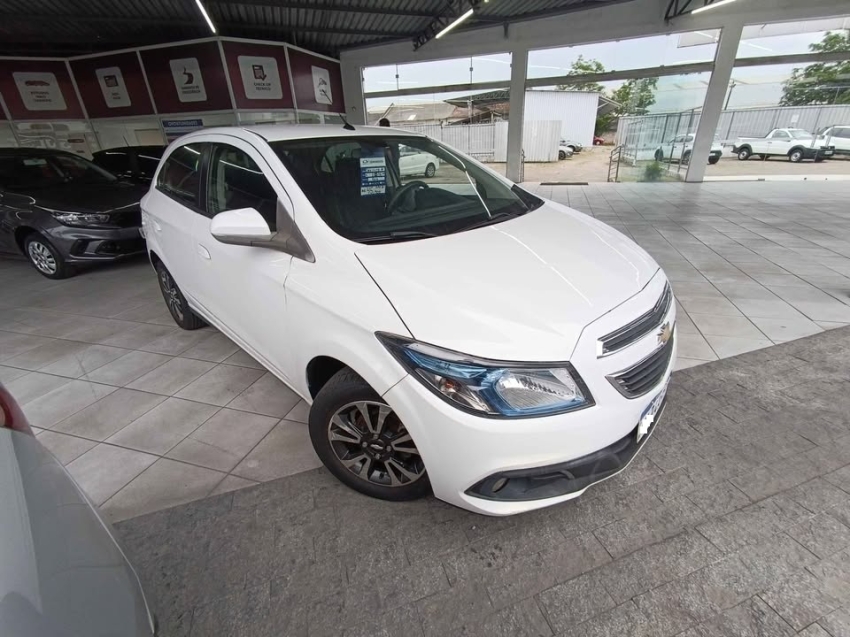 chevrolet onix 1.4 mpfi ltz 8v flex 4p manual 20142