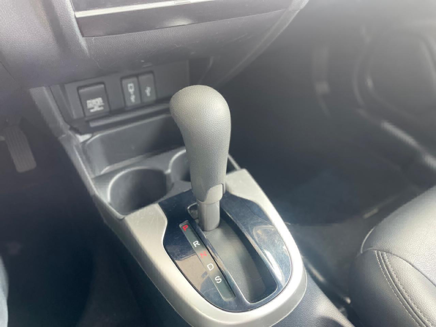 wr-v exl 1.5 cvt flexone8