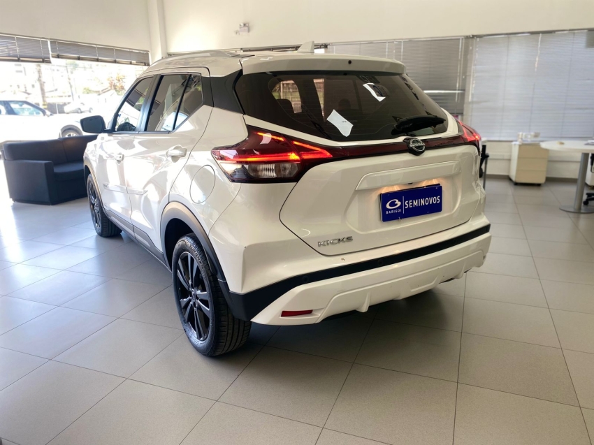 nissan kicks 1.6 16v flexstart advance xtronic flex 4p automatico 20234