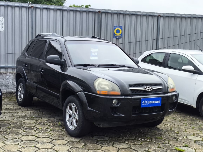 hyundai tucson 2.0 gl 2wd 16v gasolina 4p manual 2011