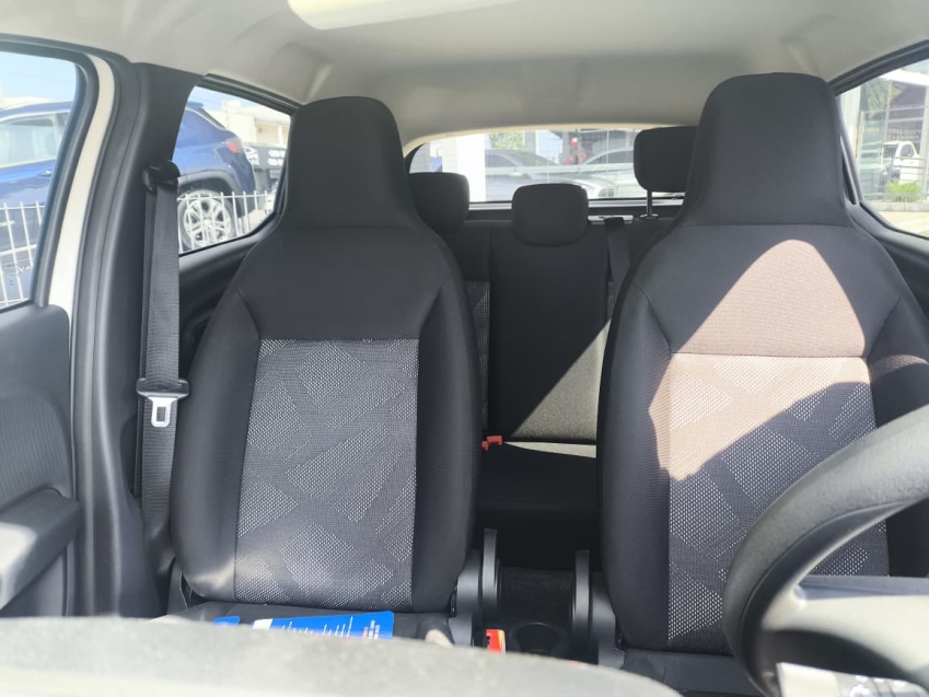 fiat mobi 1.0 evo flex like. manual 4p 202511