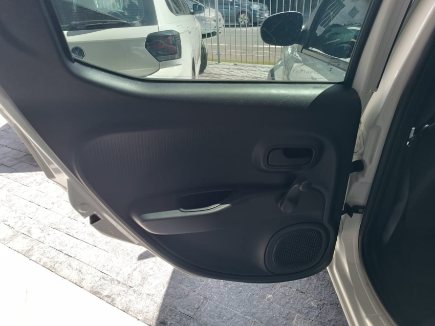 fiat mobi 1.0 evo flex like. manual 4p 202519