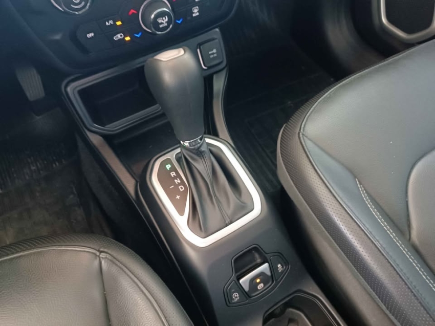 jeep renegade 1.8 16v flex longitude 4p automatico 202111