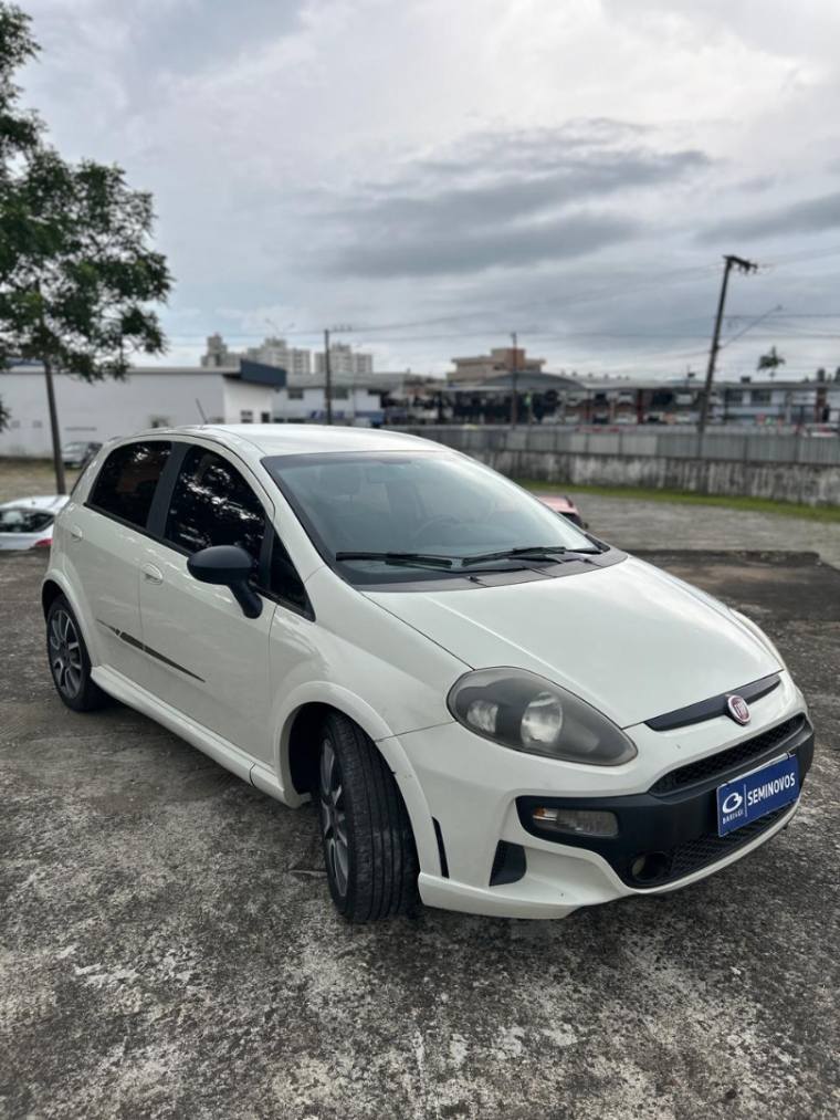 fiat punto 1.8 blackmotion 16v flex 4p manual 20142