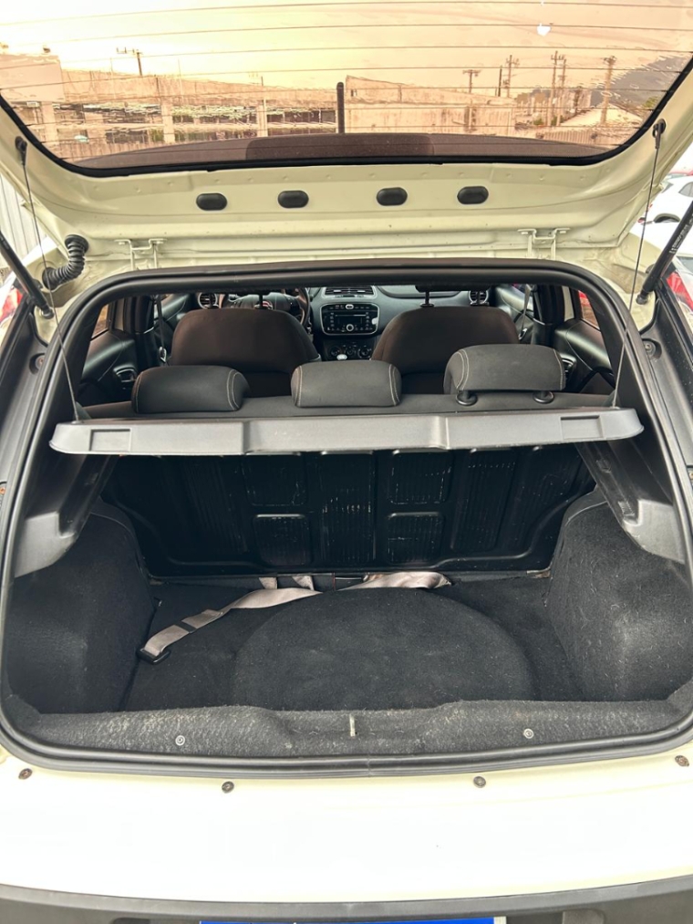 fiat punto 1.8 blackmotion 16v flex 4p manual 201414