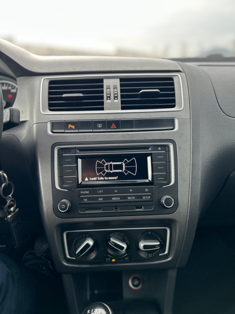 volkswagen fox 1.0 mpi track 12v flex 4p manual 201614