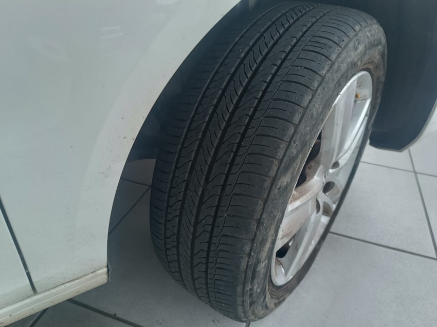 volkswagen fox 1.6 msi comfortline 8v flex 4p automatizado 1.0 automatico 20179