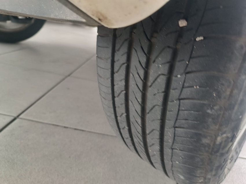 volkswagen fox 1.6 msi comfortline 8v flex 4p automatizado 1.0 automatico 20178