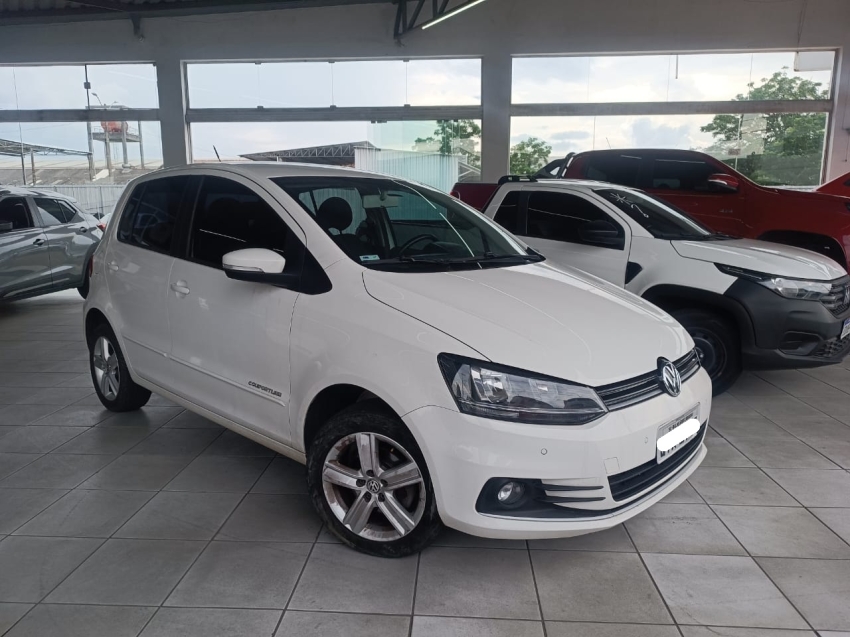 volkswagen fox 1.6 msi comfortline 8v flex 4p automatizado 1.0 automatico 2017