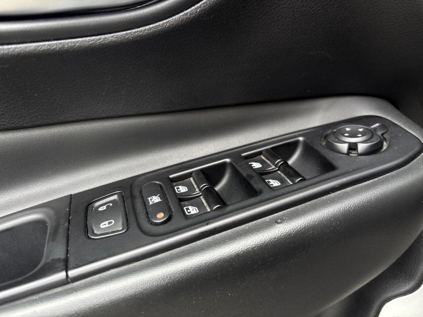 jeep renegade 1.8 16v flex longitude 4p automatico 202113