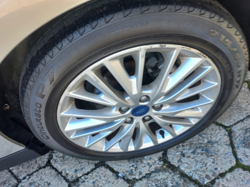 ford focus 2.0 se plus 16v flex 4p powershift 5p automatico 201812