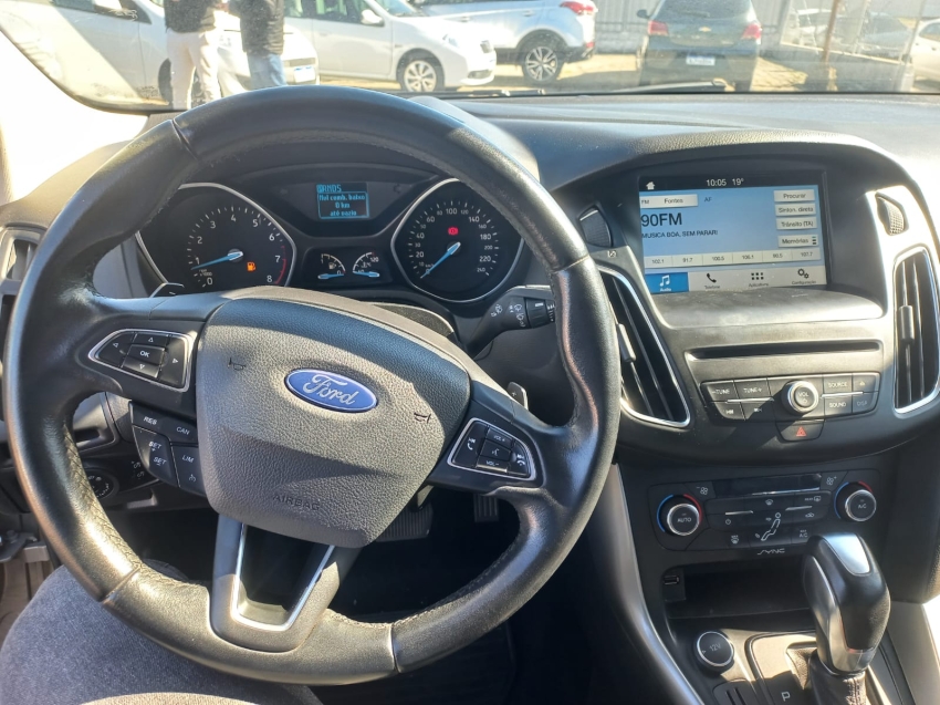 ford focus 2.0 se plus 16v flex 4p powershift 5p automatico 20188