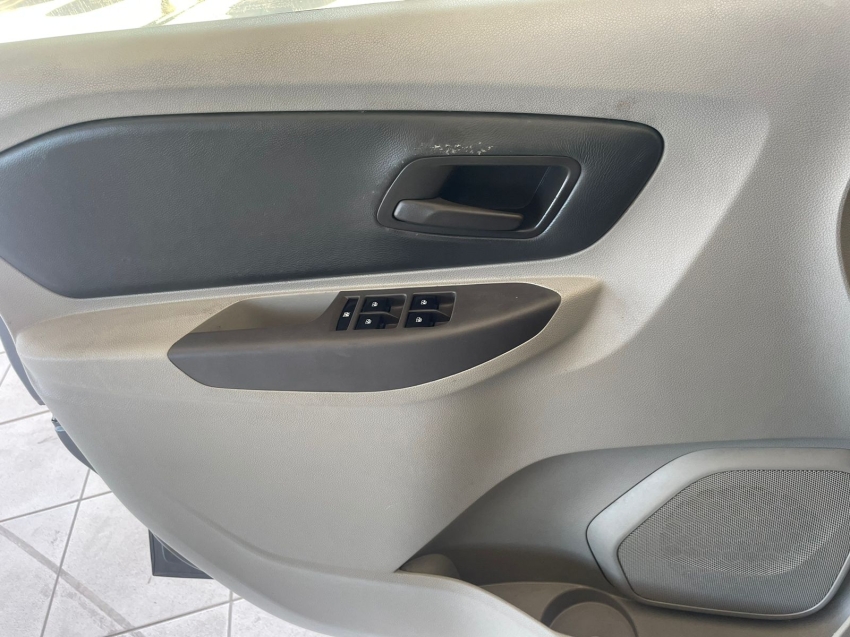 chevrolet spin 1.8 advantage 8v flex 4p automatico 5p 201411