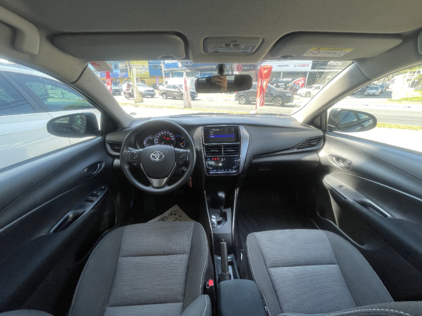 toyota yaris 1.5 16v flex sedan xl multidrive 4p automatico 202512