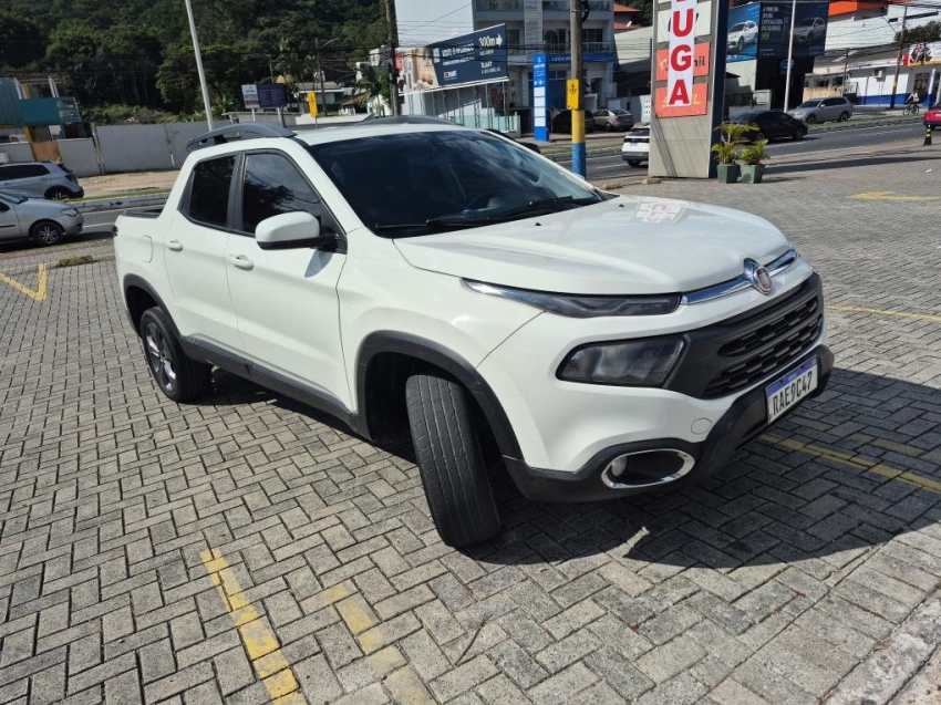 fiat toro 1.8 flex 20202
