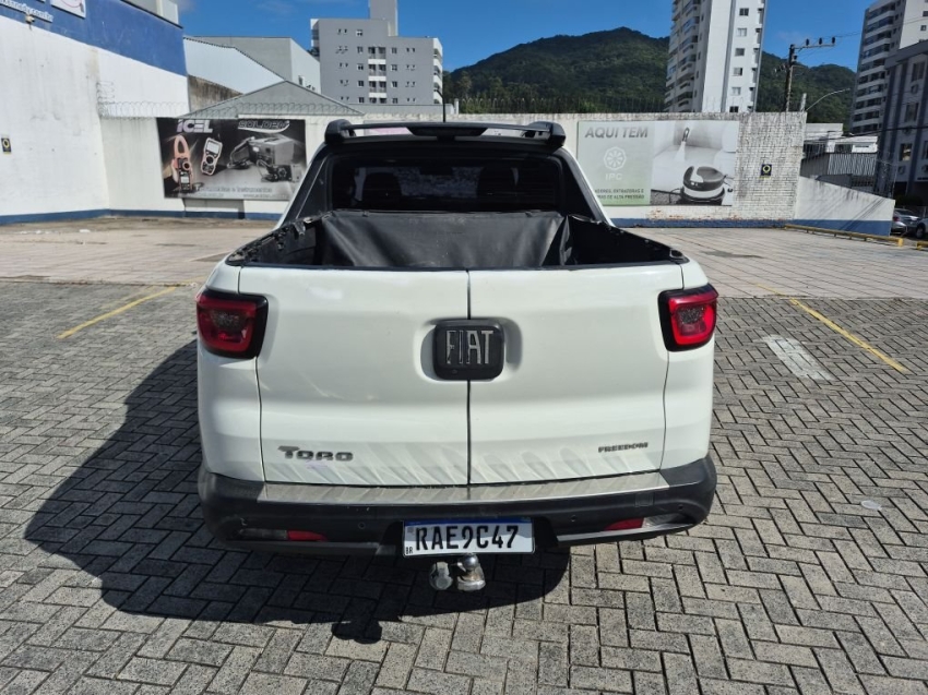 fiat toro 1.8 flex 20205