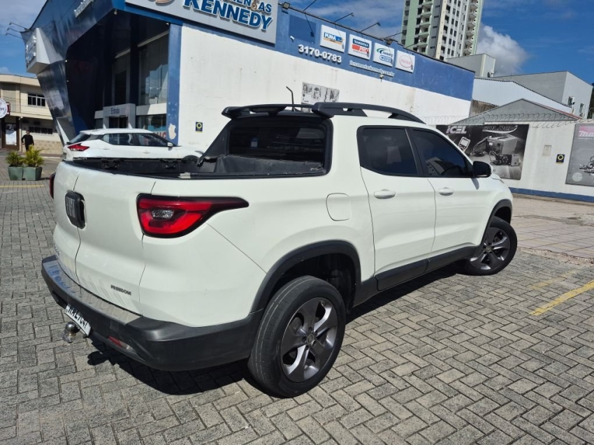 fiat toro 1.8 flex 20203