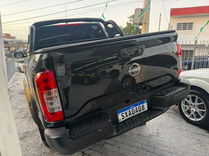 nissan frontier 2.3 diesel automatico 20254
