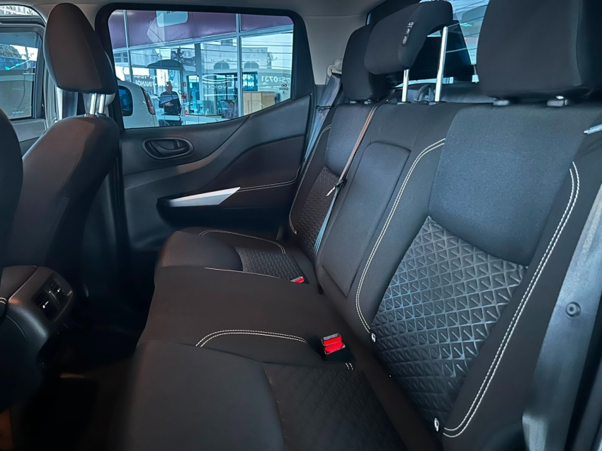 nissan frontier 2.3 diesel automatico 20259