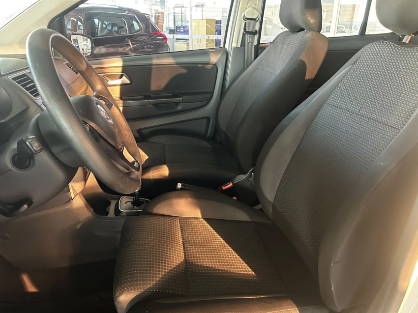 volkswagen fox 1.6 flex semiautomatico 201910