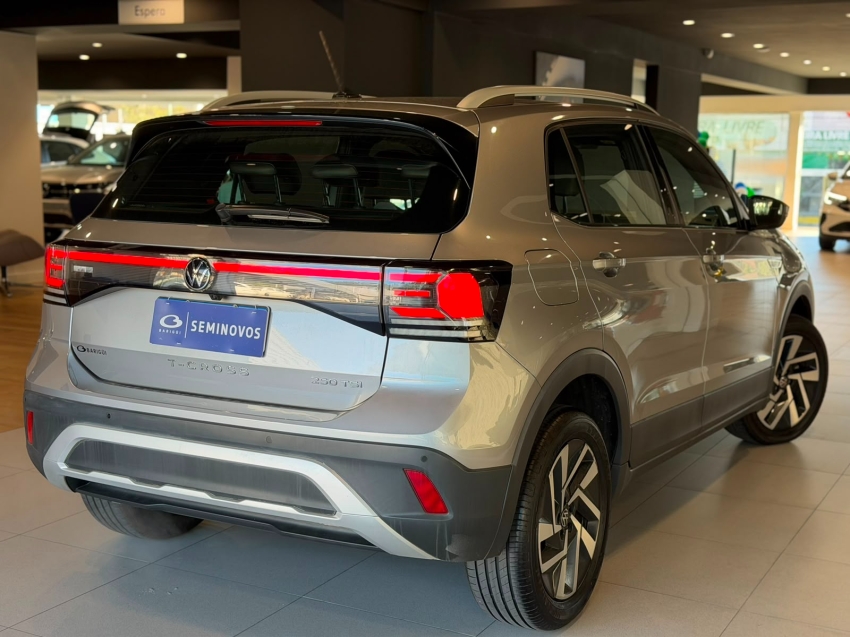 volkswagen t-cross 1.4 250 tsi total flex highline automatico 4p 202518