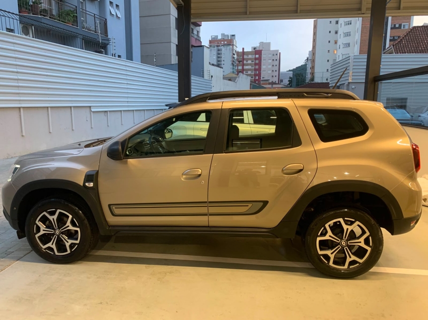 renault duster 1.6 16v sce flex iconic x-tronic 4p automatico 20235