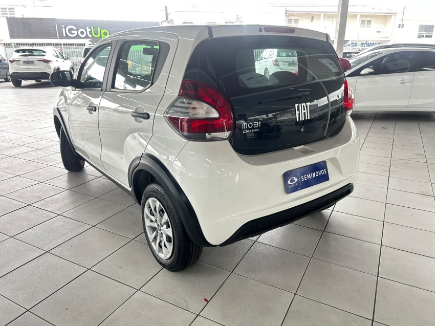 fiat mobi 1.0 firefly flex like. manual 4p 20256