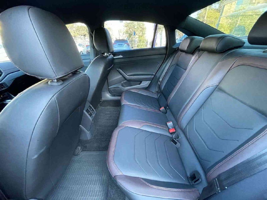 volkswagen virtus 1.0 200 tsi highline automatico 2024