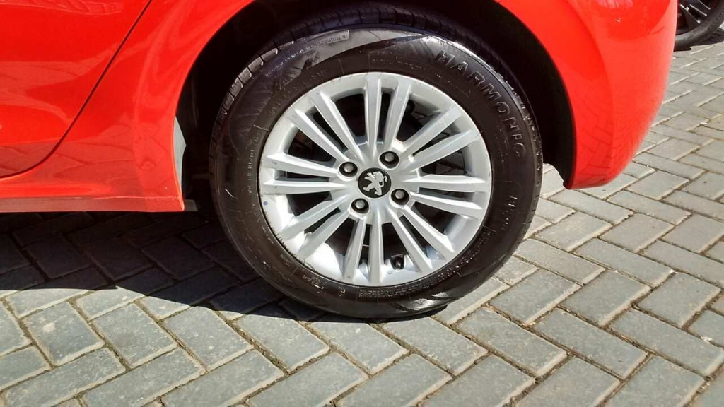 peugeot 208 1.2 allure 12v flex 4p manual 2019