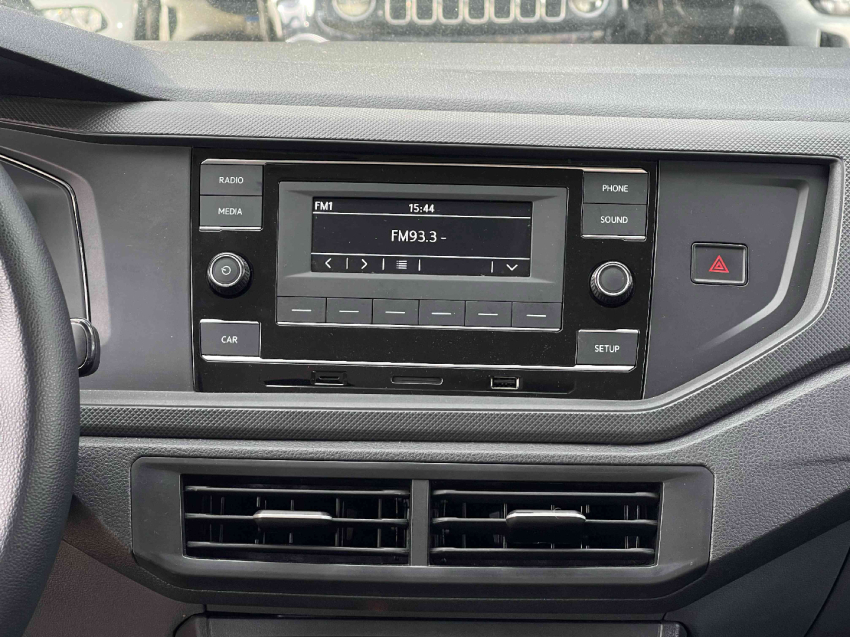 volkswagen polo 1.0 flex manual 2024